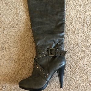 women’s heeled boots size 7